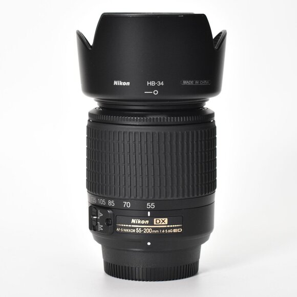 Nikon AF-S DX Zoom-NIKKOR 55-200mm f/4-5.6G ED Lens with HB-34 Hood Bag Mint - Picture 2 of 11
